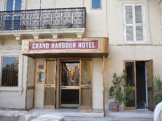 Grand Harbour Hotel Валета Екстериор снимка
